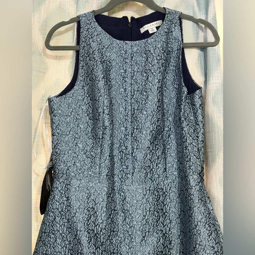 NWOT. Kay Unger Girls' Navy Floral Textured HiLo Gown. - Picture 5 of 13